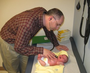 copy-of-090311gracefirstdoctorappt-33 Dr. Columbo gives Grace a thorogh and nice check-up ....And an A+ grade!